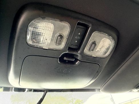 Used 2012 Ford Escape XLT FWD image 22