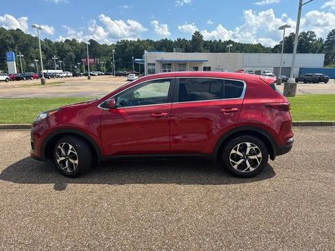 Used 2021 Kia Sportage LX FWD image 9