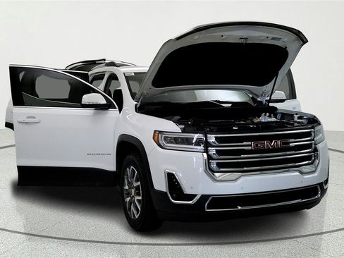 Used 2023 GMC Acadia SLT AWD/4WD image 5