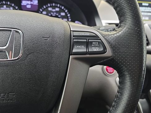 Used 2014 Honda Odyssey EX-L image 17