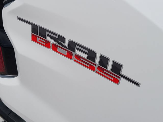 New 2026 Chevrolet Colorado Trail Boss AWD/4WD image 9