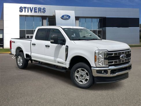 New 2026 Ford F250 XLT w/ FX4 Off-Road Package AWD/4WD image 1