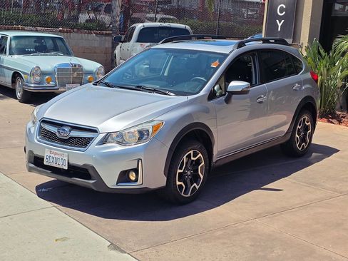 Used 2016 Subaru Crosstrek 2.0i Limited AWD/4WD image 6