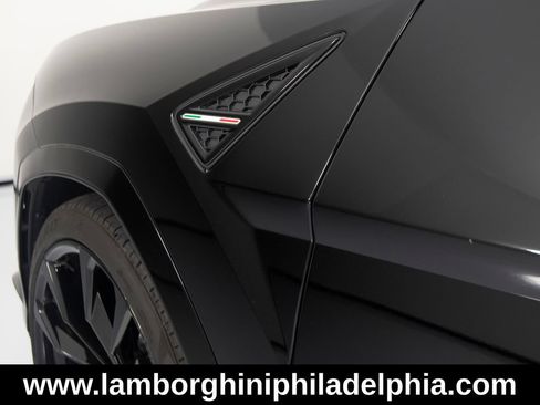 Used 2023 Lamborghini Urus S AWD/4WD image 53
