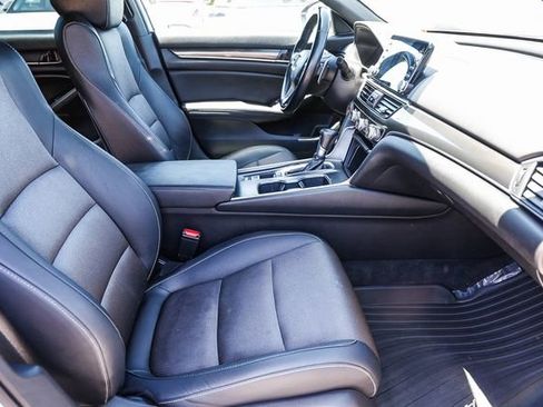 Used 2019 Honda Accord Sport image 19