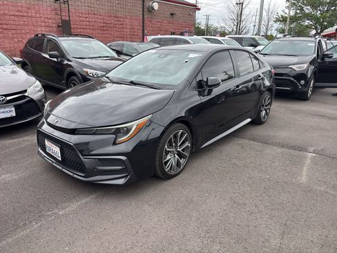 Used 2021 Toyota Corolla SE w/ Carpet Mat Package (TMS) FWD image 2