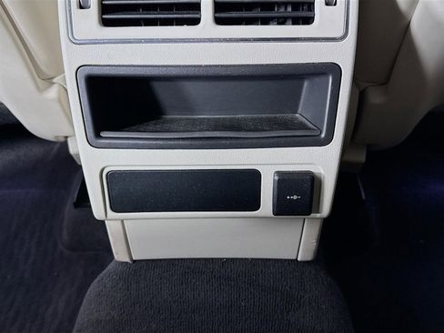 Used 2023 Jaguar F-PACE S image 29