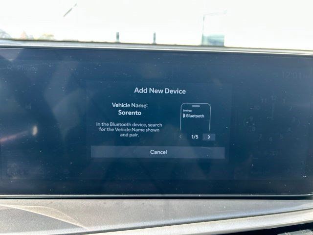 Used 2025 Kia Sorento LX FWD image 24