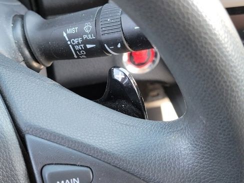 Used 2021 Honda HR-V EX image 17