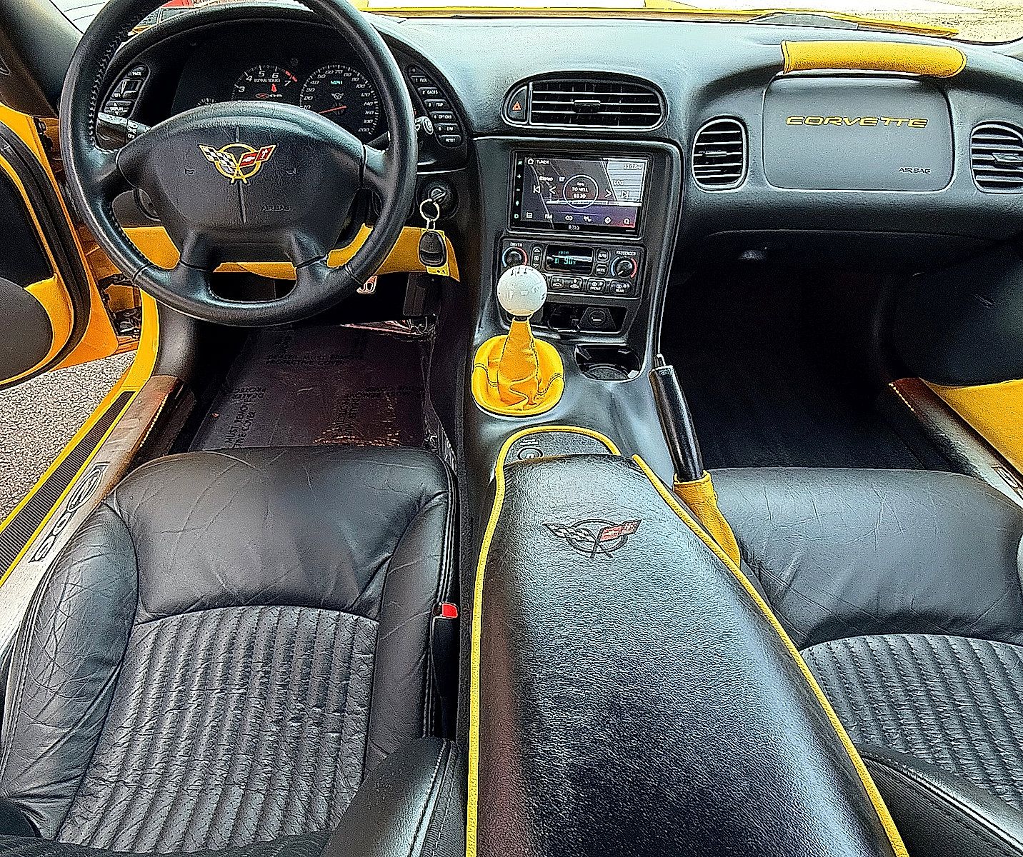 Used 2004 Chevrolet Corvette Z06 w/ Memory Package RWD image 14
