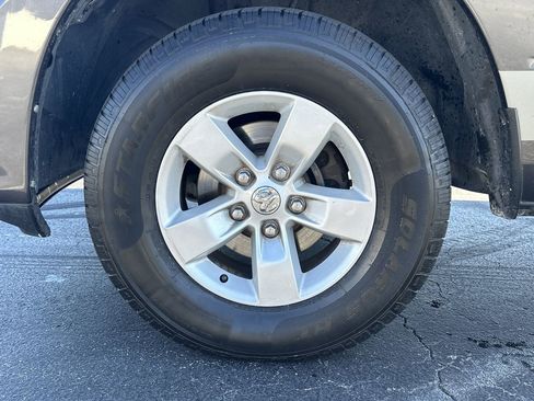 Used 2019 RAM 1500 Express image 27