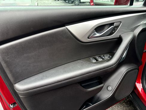 Used 2020 Chevrolet Blazer LT image 9