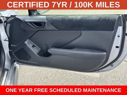 Used 2025 Toyota GR86 Premium w/ Performance Package RWD image 8
