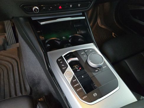 Used 2023 BMW 230i xDrive Coupe w/ Premium Package image 28