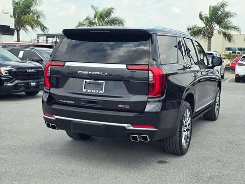Used 2026 GMC Yukon Denali w/ Sun & Power Step Package RWD image 5