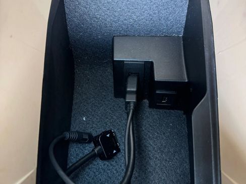 Used 2015 Mercedes-Benz GLK 350 2WD image 39