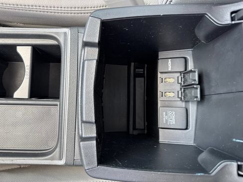 Used 2015 Honda CR-V Touring image 26