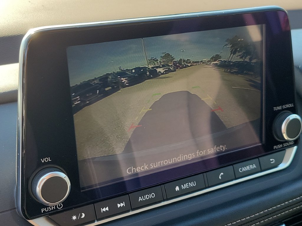 Certified 2023 Nissan Rogue SV FWD image 26