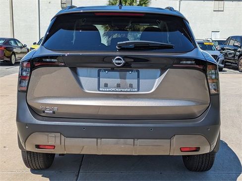 New 2026 Nissan Kicks SV image 7