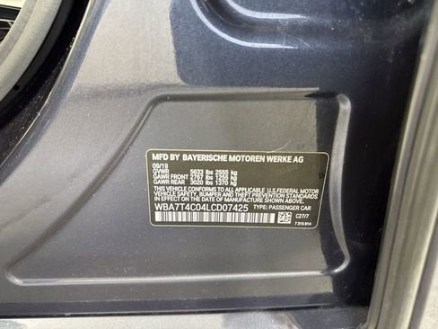 Used 2020 BMW 740i xDrive 740i xDrive w/ Cold Weather Package image 37