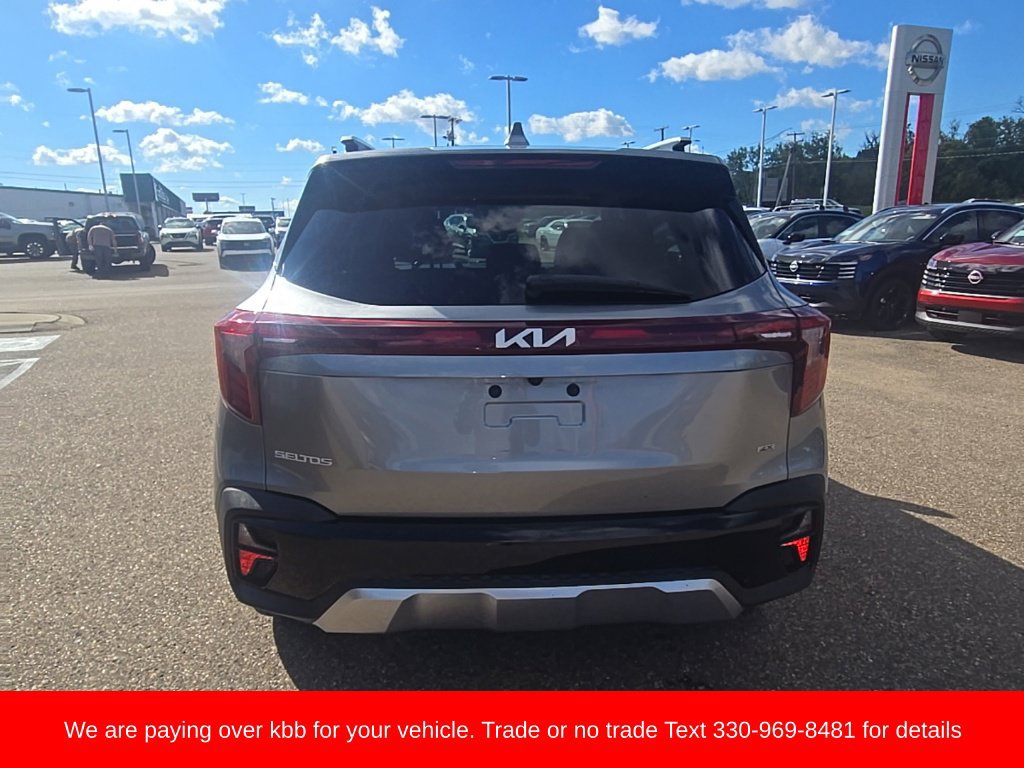 Used 2024 Kia Seltos EX AWD/4WD image 6