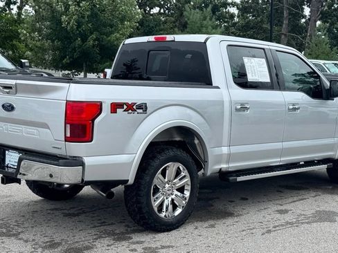 Used 2019 Ford F150 Lariat w/ Equipment Group 502A Luxury AWD/4WD image 4