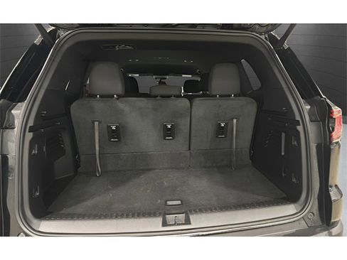 Used 2025 GMC Acadia Elevation image 22