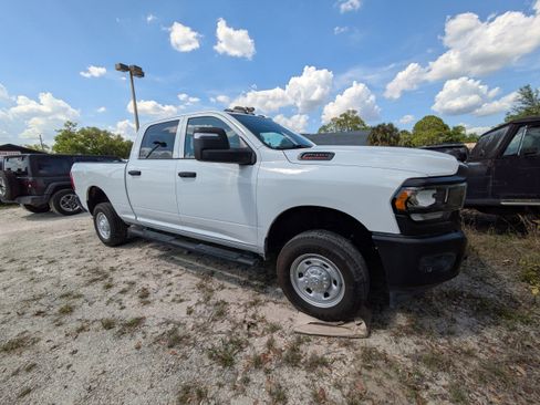 Used 2024 RAM 2500 Tradesman w/ Protection Group AWD/4WD image 2