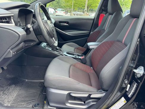 Used 2025 Toyota Corolla SE FWD image 21