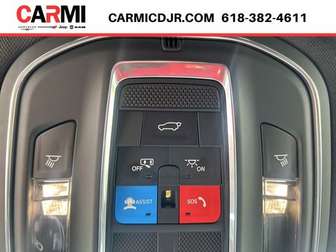 New 2026 Jeep Grand Cherokee Altitude AWD/4WD image 28