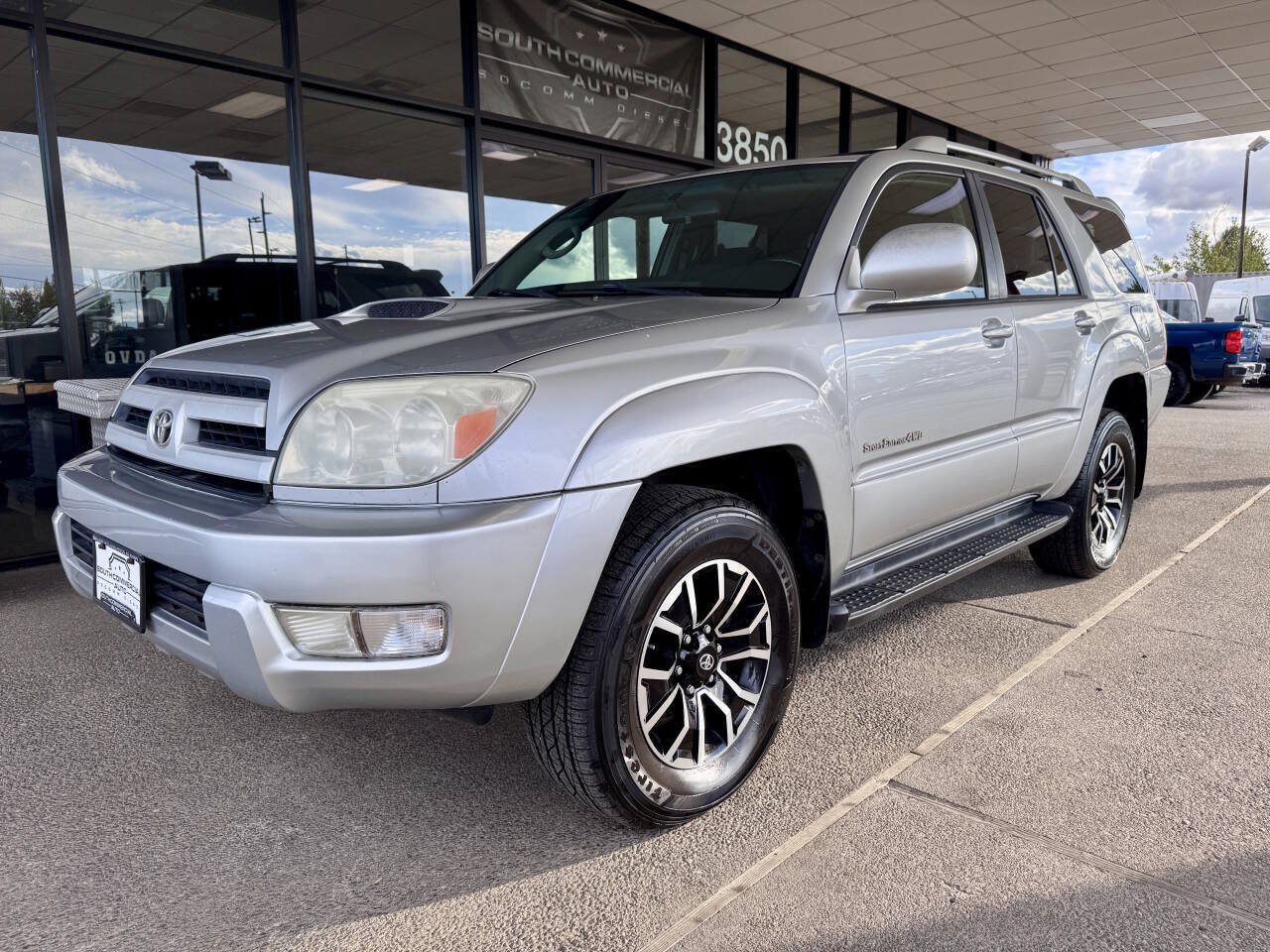 Used 2004 Toyota 4Runner Sport AWD/4WD image 3