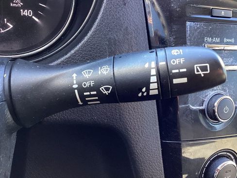 Used 2016 Nissan Rogue S w/ Appearance Package image 22