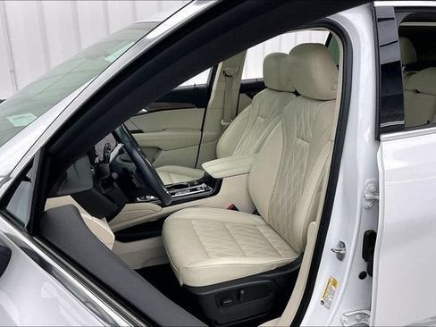 Certified 2023 Buick Envision Avenir AWD/4WD image 8