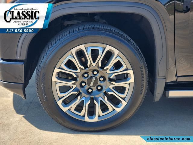 Used 2023 GMC Sierra 1500 Denali Ultimate AWD/4WD image 13