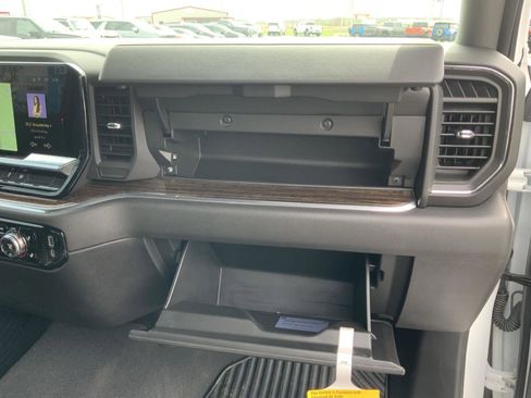 Used 2025 GMC Sierra 2500 SLE w/ SLE Convenience Package image 55