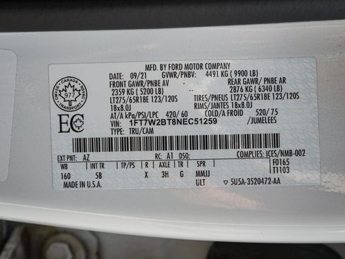 Used 2022 Ford F250 Lariat w/ Lariat Ultimate Package AWD/4WD image 36