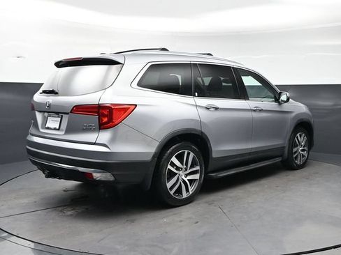Used 2016 Honda Pilot Elite image 6