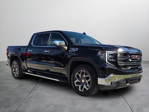 Used 2023 GMC Sierra 1500 SLT w/ SLT Premium Plus Package RWD image 6