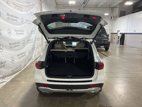 New 2026 Mercedes-Benz GLB 250 4MATIC image 6