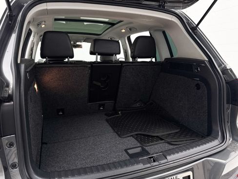 Used 2016 Volkswagen Tiguan SEL FWD image 27