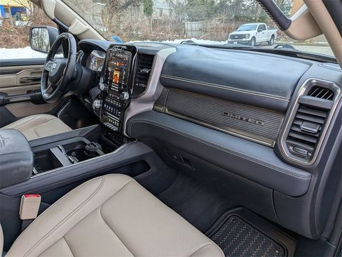 Certified 2019 RAM 1500 Limited image 32