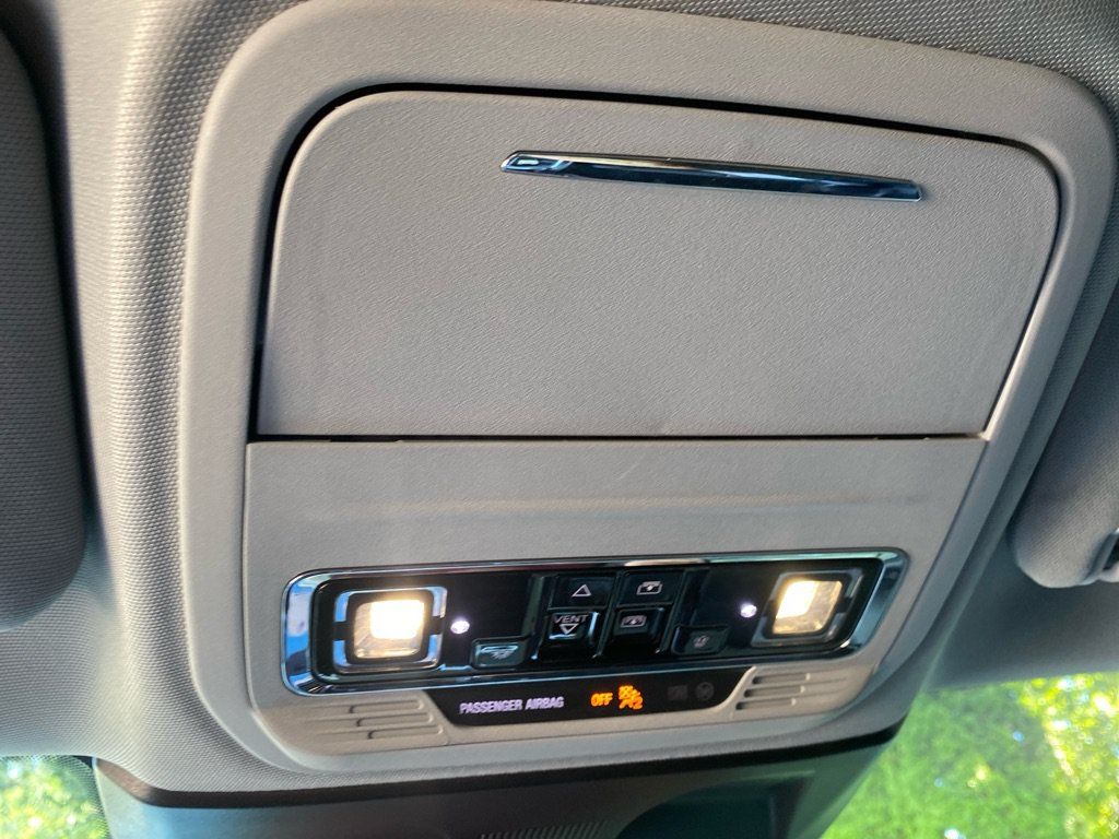 Used 2020 Lincoln Corsair AWD w/ Premium Package image 19