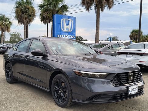 New 2025 Honda Accord SE image 5