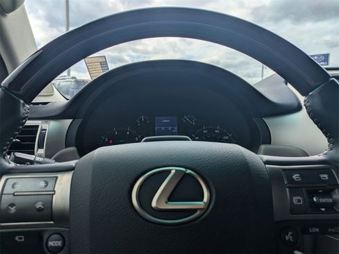 Used 2019 Lexus GX 460 Luxury image 32