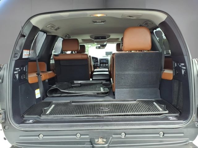 Used 2019 Toyota Sequoia Platinum AWD/4WD image 32
