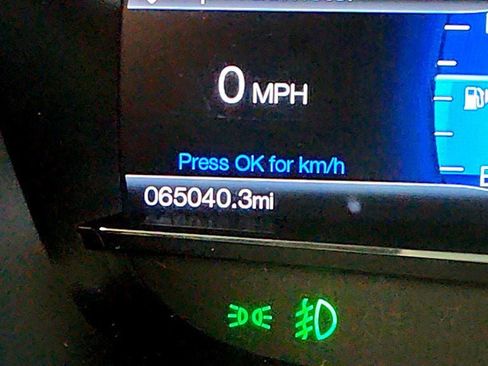 Used 2017 Ford Explorer XLT w/ Equipment Group 202A image 14