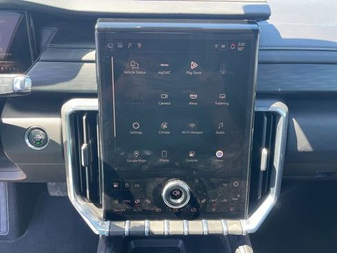 Used 2025 GMC Acadia Elevation image 21