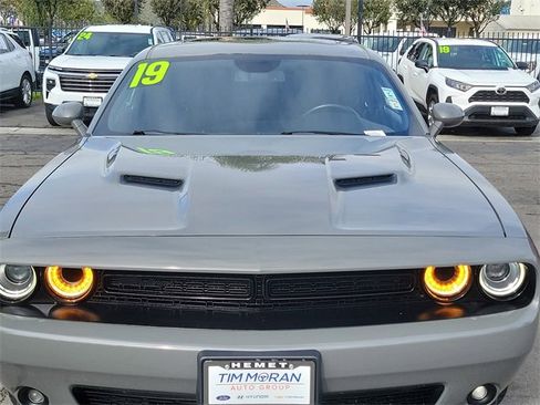Used 2019 Dodge Challenger SXT w/ Blacktop Package image 27