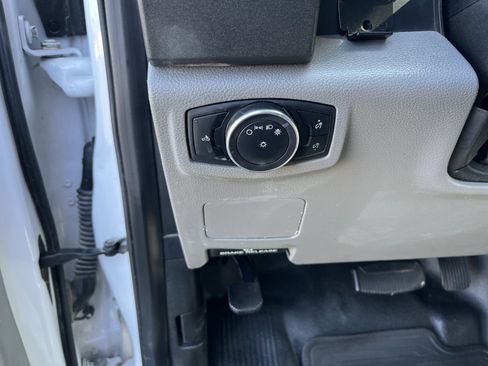 Used 2017 Ford F250 XL w/ Power Equipment Group image 19