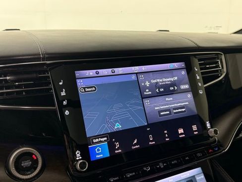 Used 2022 Jeep Grand Wagoneer Series II w/ Convenience Group III image 16